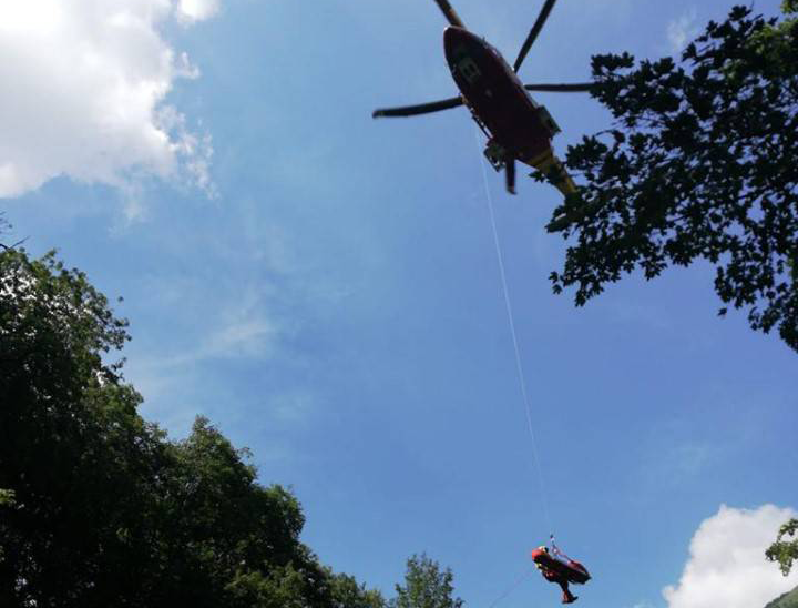 Si infortuna durante un’escursione: recuperata dal 118 e dal soccorso alpino