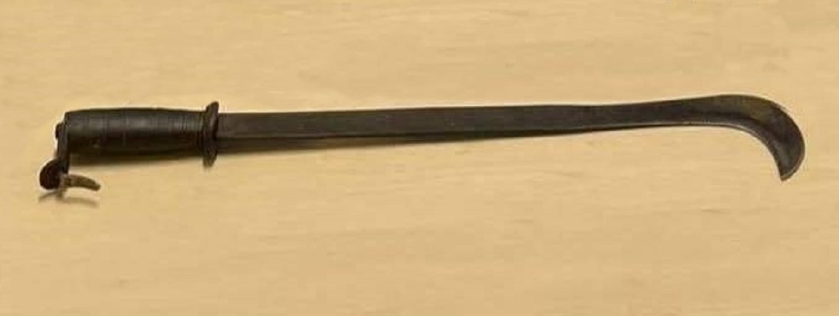 Aveva un machete nel bagagliaio: denunciato un 72enne