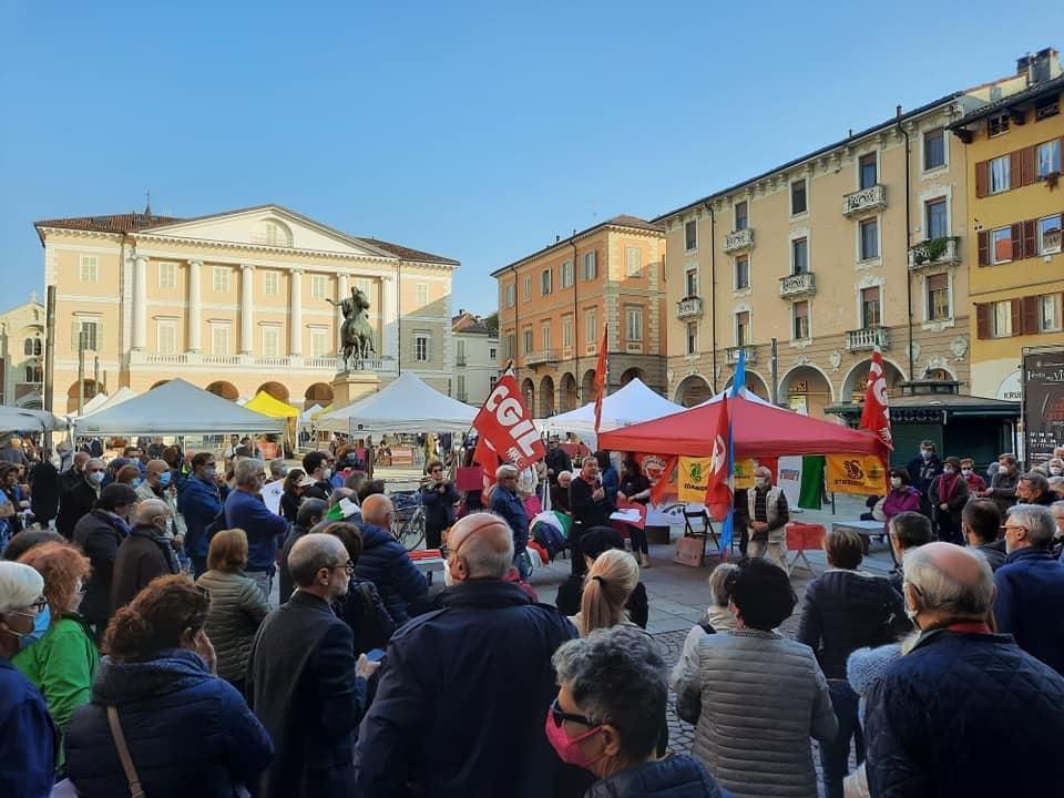 A Casale raccolte 148 firme per lo scioglimento delle organizzazioni neofasciste
