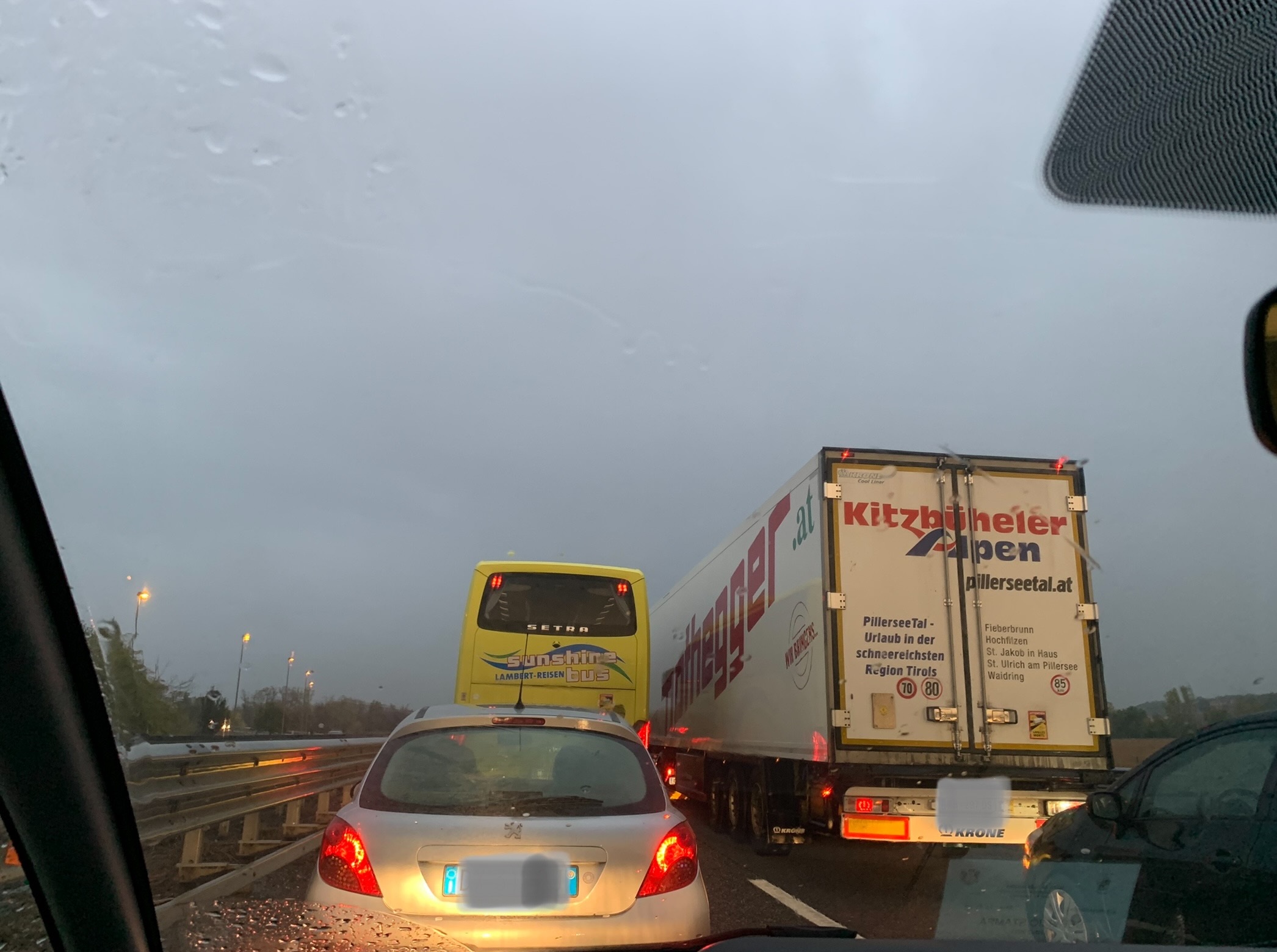 Incidente sulla A26 all’altezza di Predosa: lunghe code