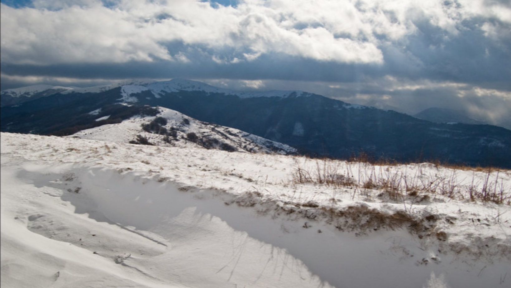 Una ciaspolata panoramica tra Monte Chiappo e Monte Ebro