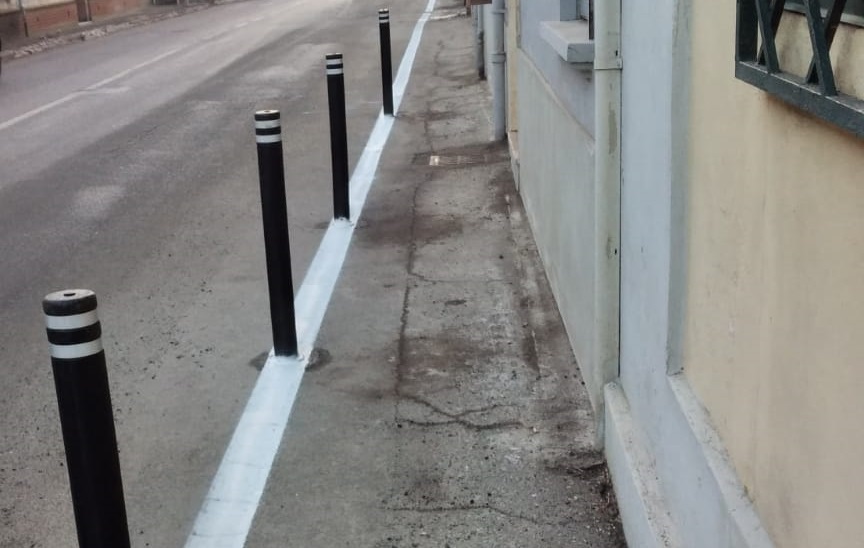 Primi interventi a tutela dei pedoni a Cantalupo: messo in sicurezza l’ingresso delle Poste