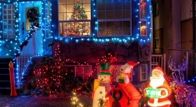 Mille scintille: mostra a tutti le tue luci di Natale e vinci con RadioGold