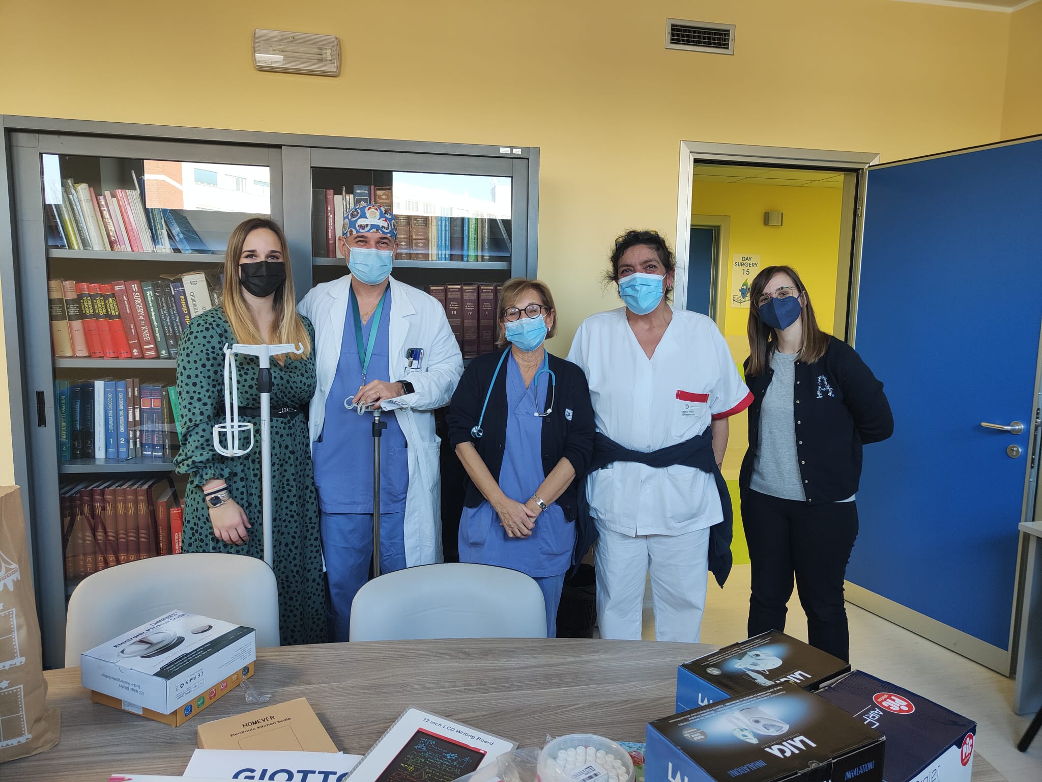 Colori, album e giochi per la Chirurgia e la Terapia Intensiva Pediatrica in ricordo di Ginevra