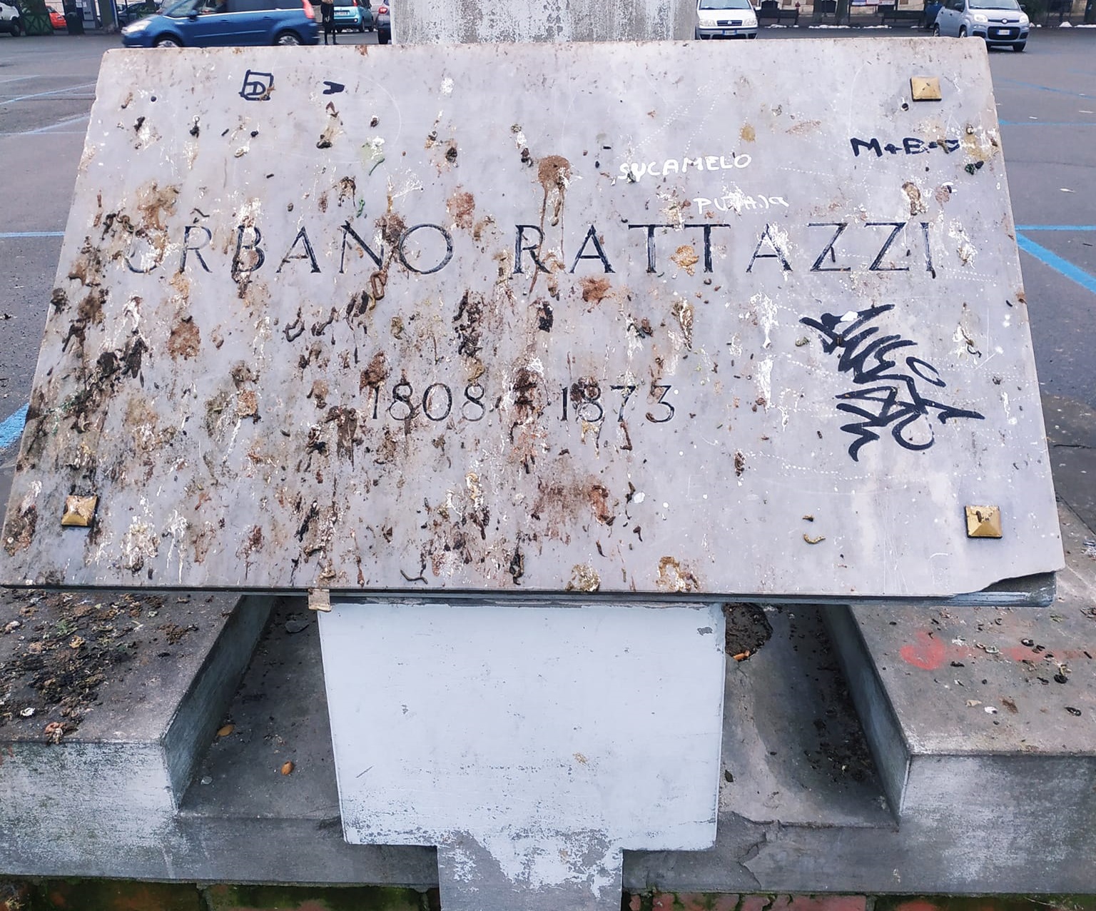 Giovedì la pulizia della statua di Rattazzi ad Alessandria, dopo la segnalazione su Radio Gold
