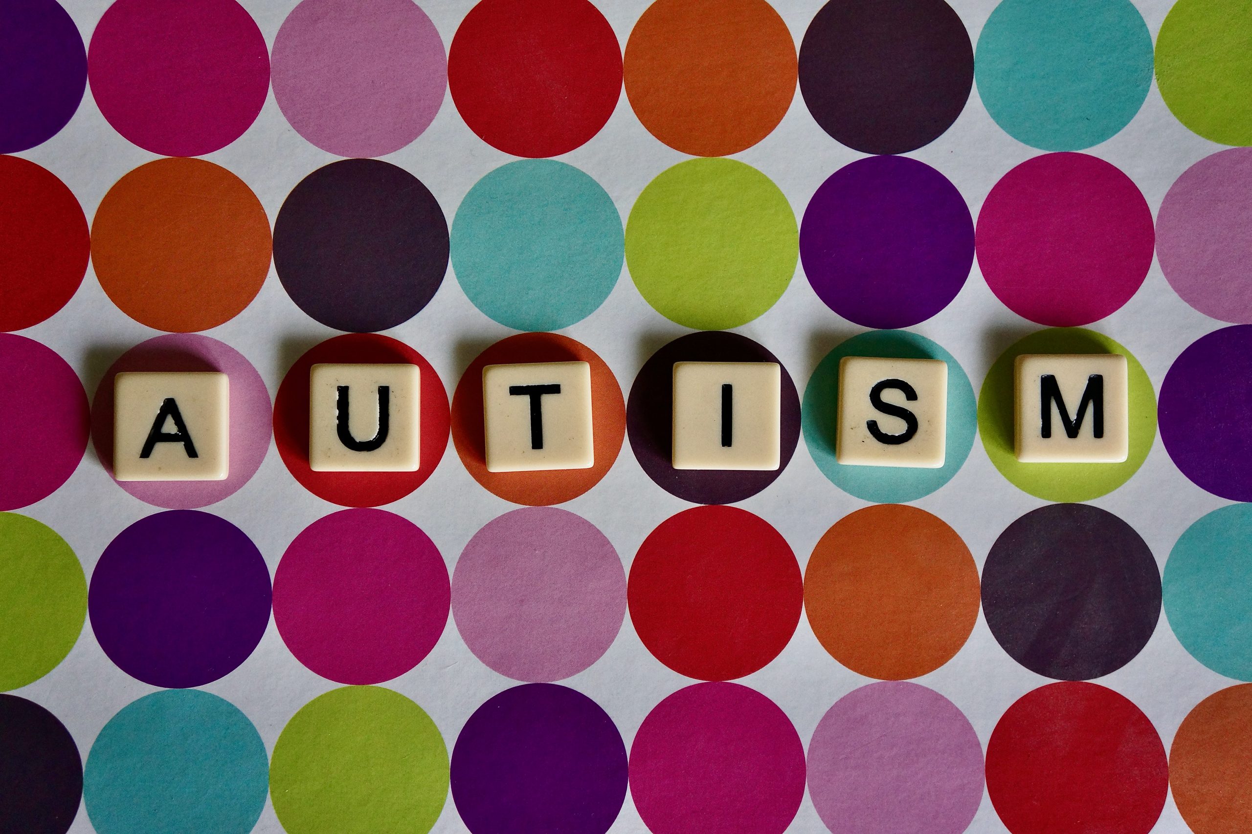 Ad Alessandria via al corso di formazione per il sostegno a bambini e bambine con autismo: iscrizioni aperte