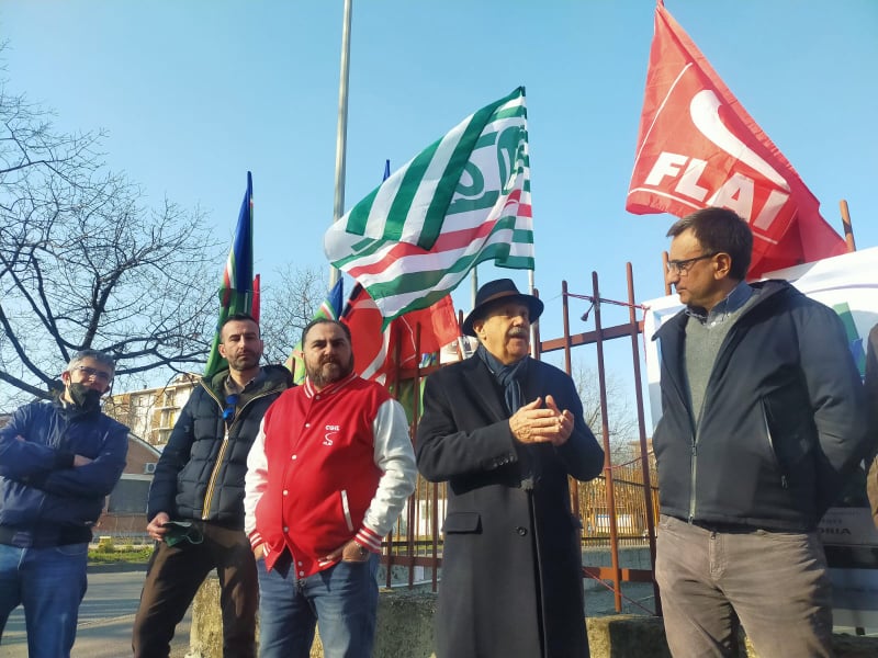 Pernigotti, i sindacati alzano la voce: “La politica faccia la sua parte. La proprietà non ha messo un euro”