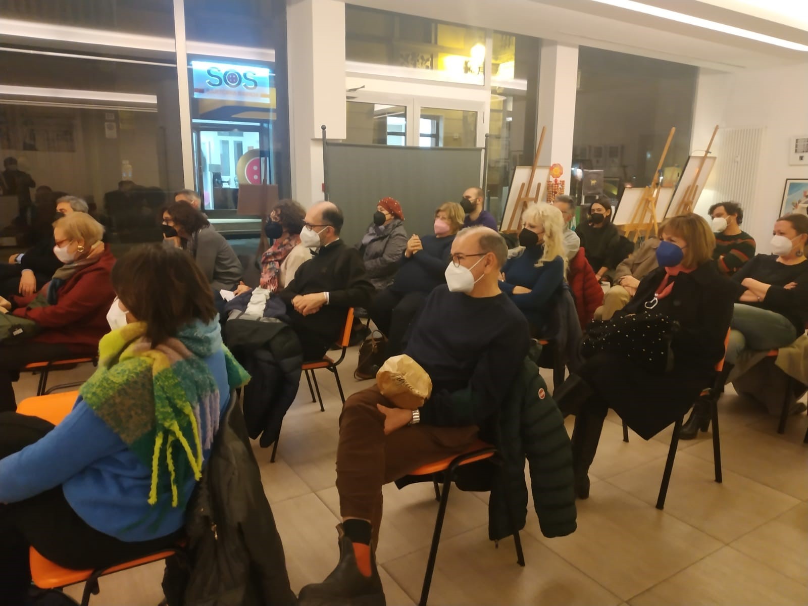Immaginare di nuovo un palcoscenico con chi fa teatro qui da noi