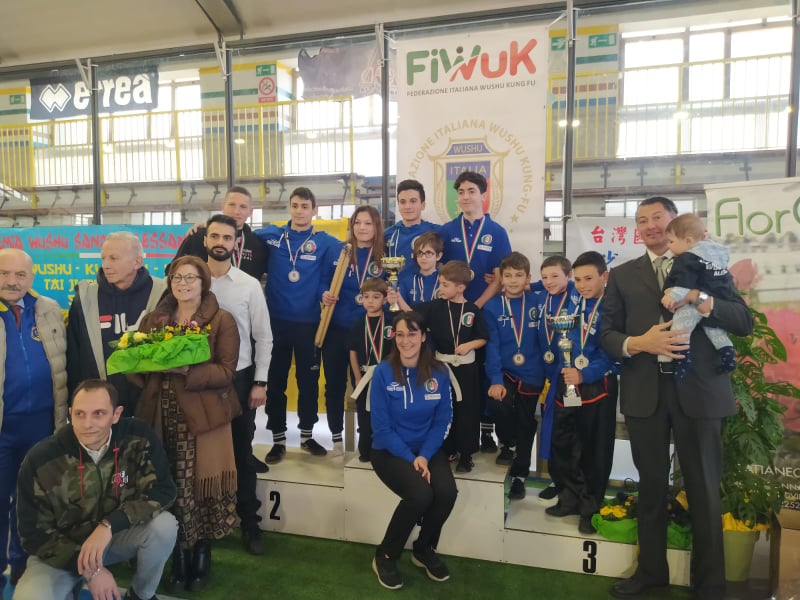 Kung fu: pioggia di medaglie per Accademia Wushu Sanda Alessandria nella competizione al PalaCima
