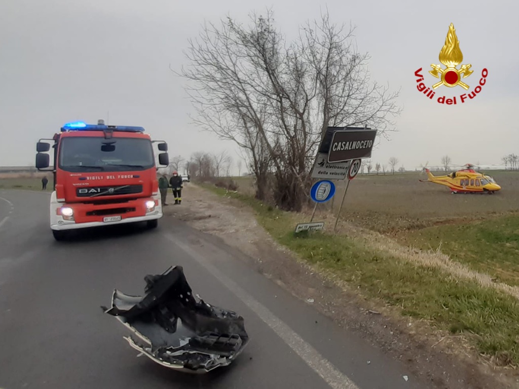 Incidente frontale a Casalnoceto: ferite due persone
