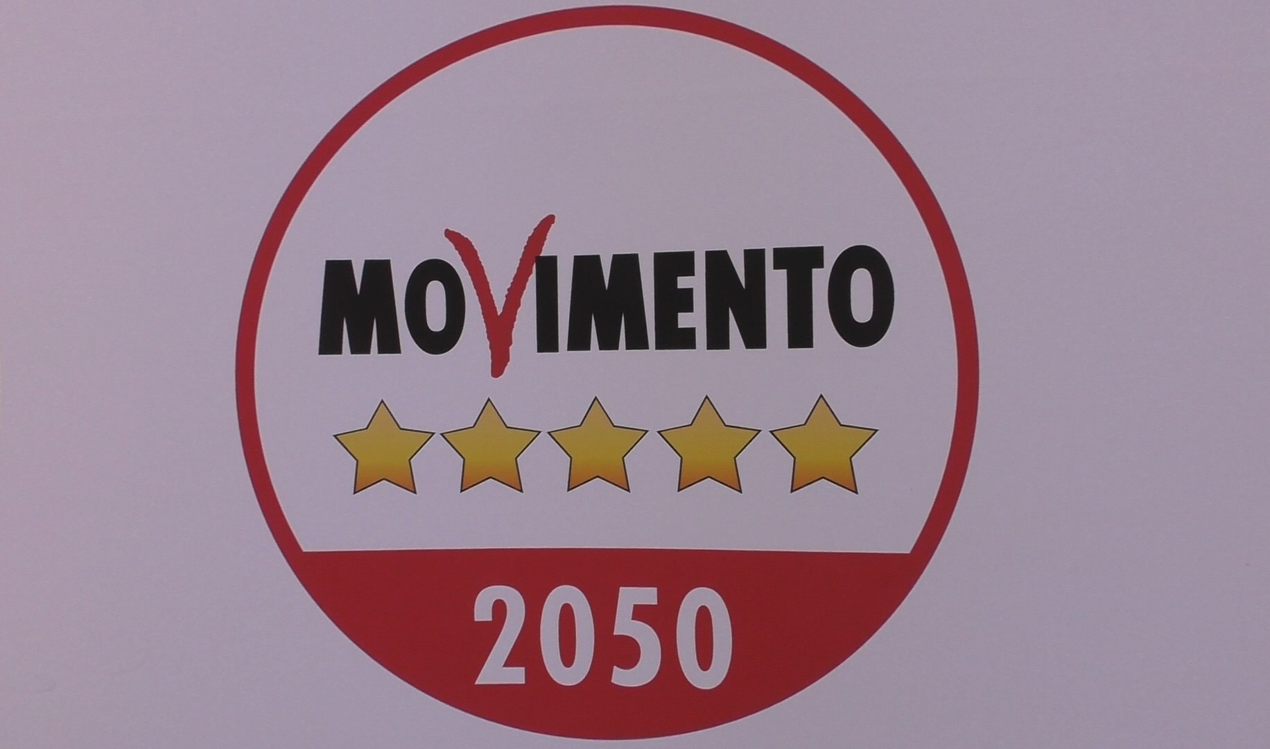 Scuolabus, M5s: “Nostre correzioni migliorative del bando non inserite ma vigileremo su tutela occupazionale”