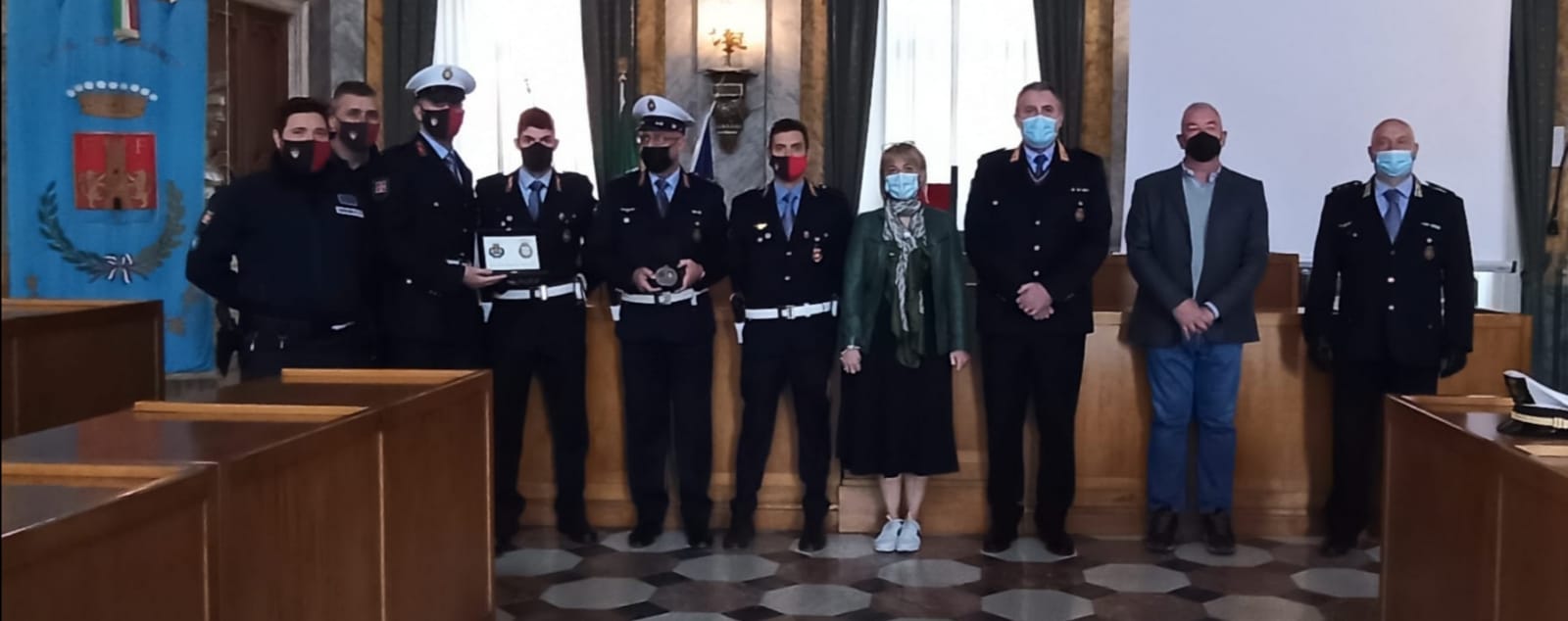 Polizia Locale Valenza: un nuovo ingresso e un riconoscimento per i 35 anni di servizio