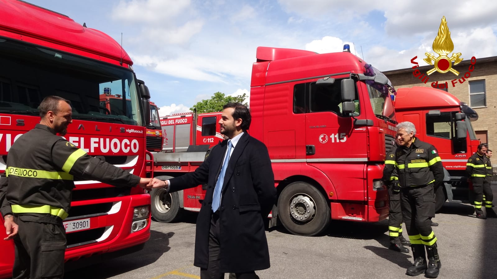 I Vigili del Fuoco di Alessandria inviano autobotte al confine con l’Ucraina