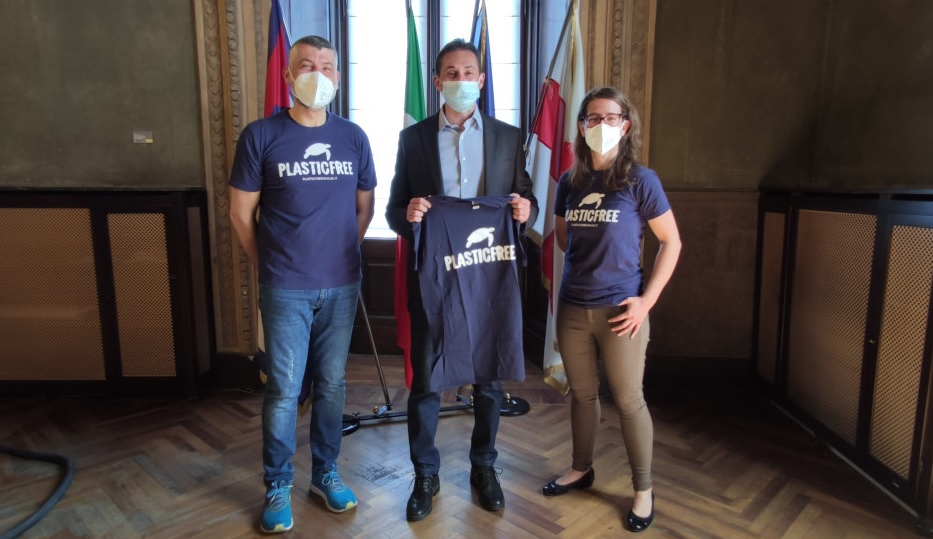Intesa tra Comune di Alessandria e Plastic Free per favorire la raccolta rifiuti dei volontari