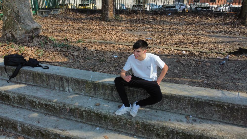 Dngr, l’artista che canta il suo amore e odio per Alessandria: “La città? A rovinarla sono le persone”