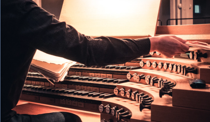 Sabato 4 giugno messa “cum Organo” nel Duomo di Valenza