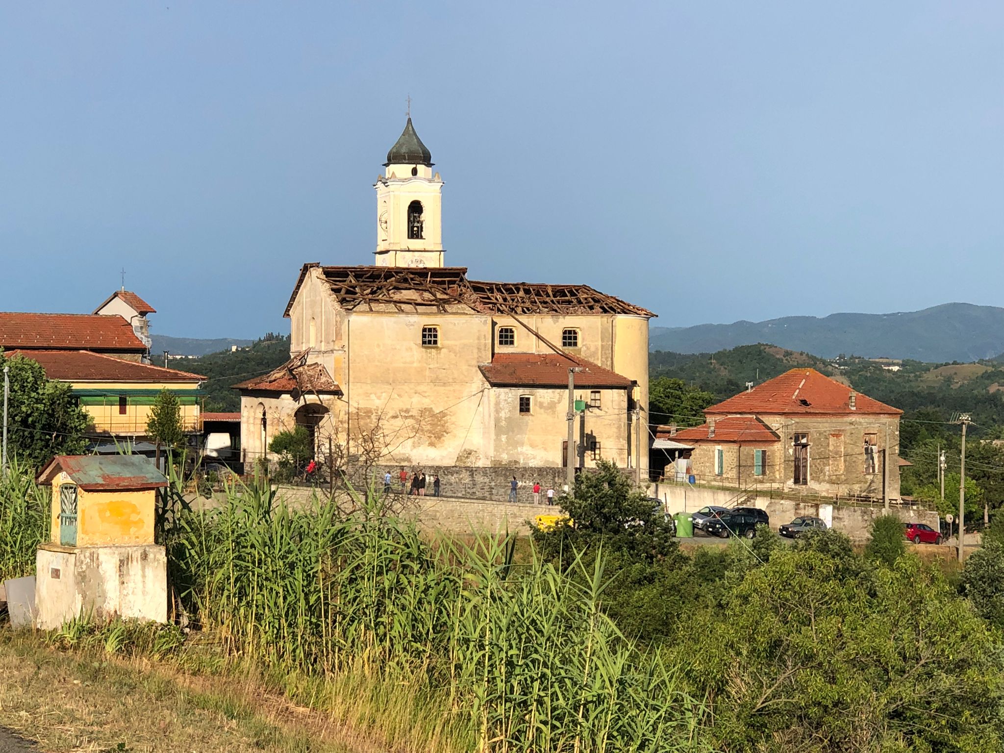 Le foto della chiesa di Montaldo di Spigno danneggiata dalle raffiche di vento