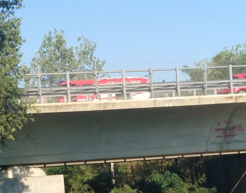 Incidente tra due auto sulla A26 all’altezza di Casale: cinque persone ferite
