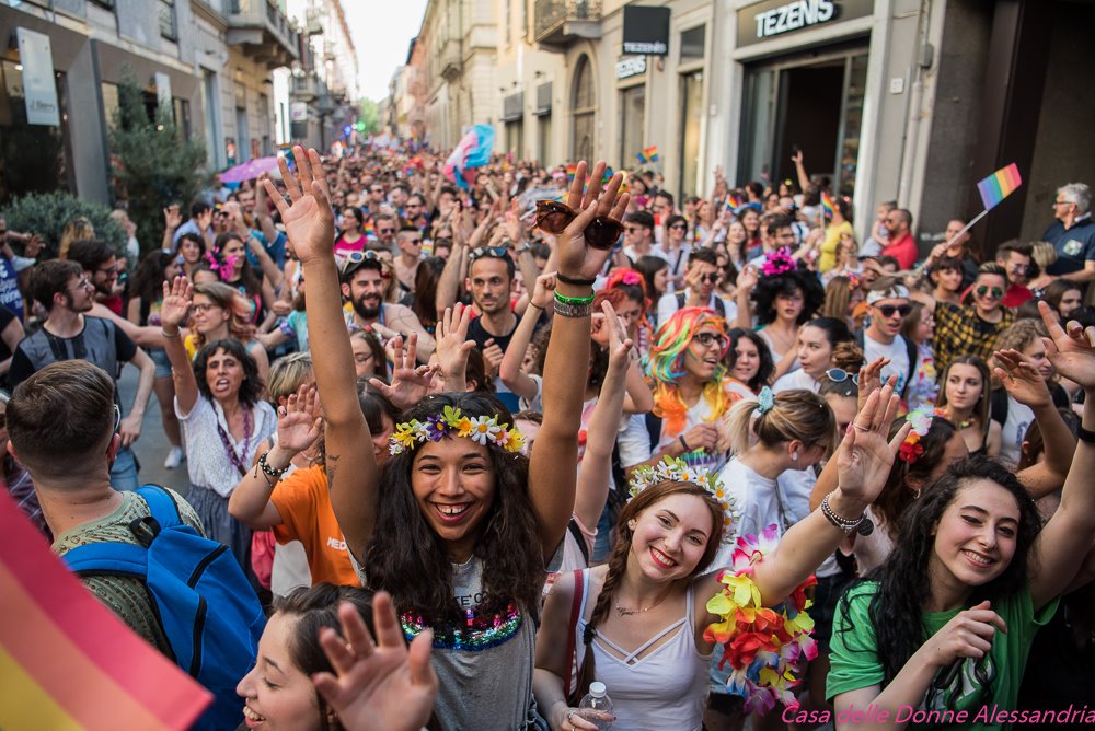 Cgil e Uil: “Anche quest’anno al Pride, su un carro antifascista”
