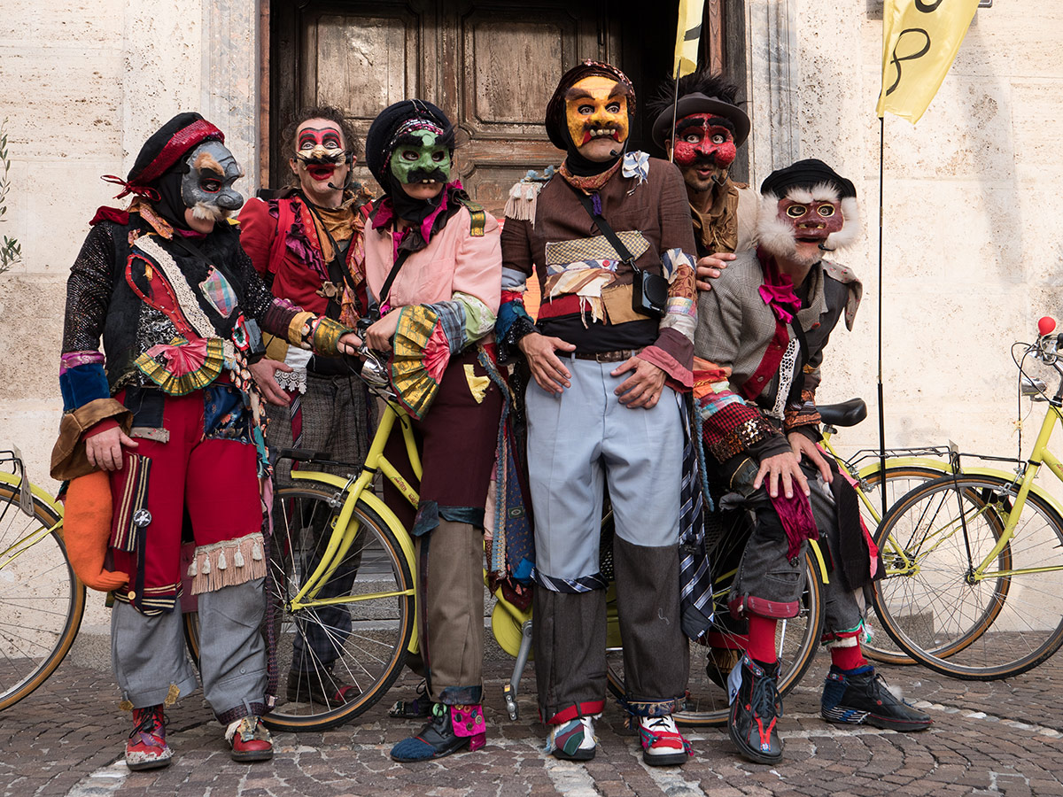 “Il campione e la zanzara” di Faber Teater a “CuntéMunfrà”