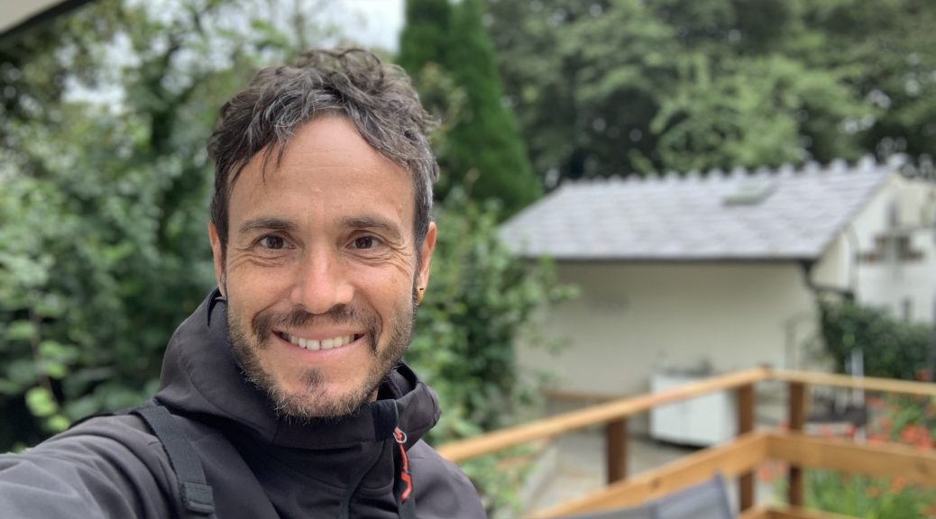 Giovedì 11 agosto a Moretti di Ponzone Davide Fiz di “Smart Walking” si racconta per “Compagni di Viaggio”