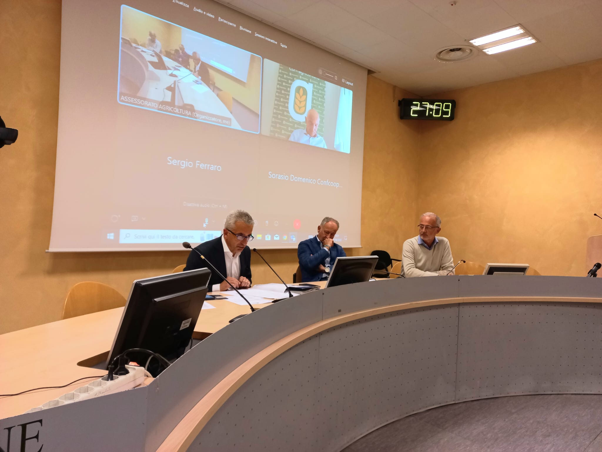 Protopapa incontra comparto ortofrutticolo per “definire future azioni strategiche”