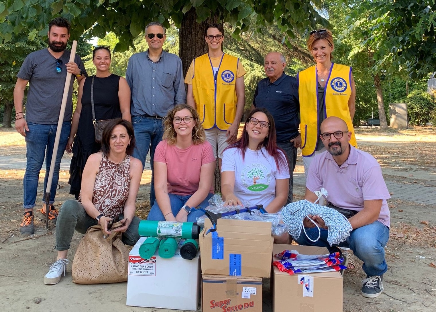A Valenza sabato il gruppo “Salviamo il nostro verde” raccoglierà i rifiuti in zona piscina