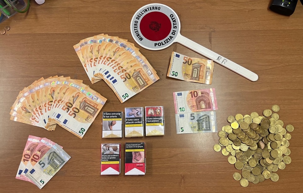 Due arrestati ad Alessandria: avevano ingannato il personale di un bar con la tecnica dei 50 euro