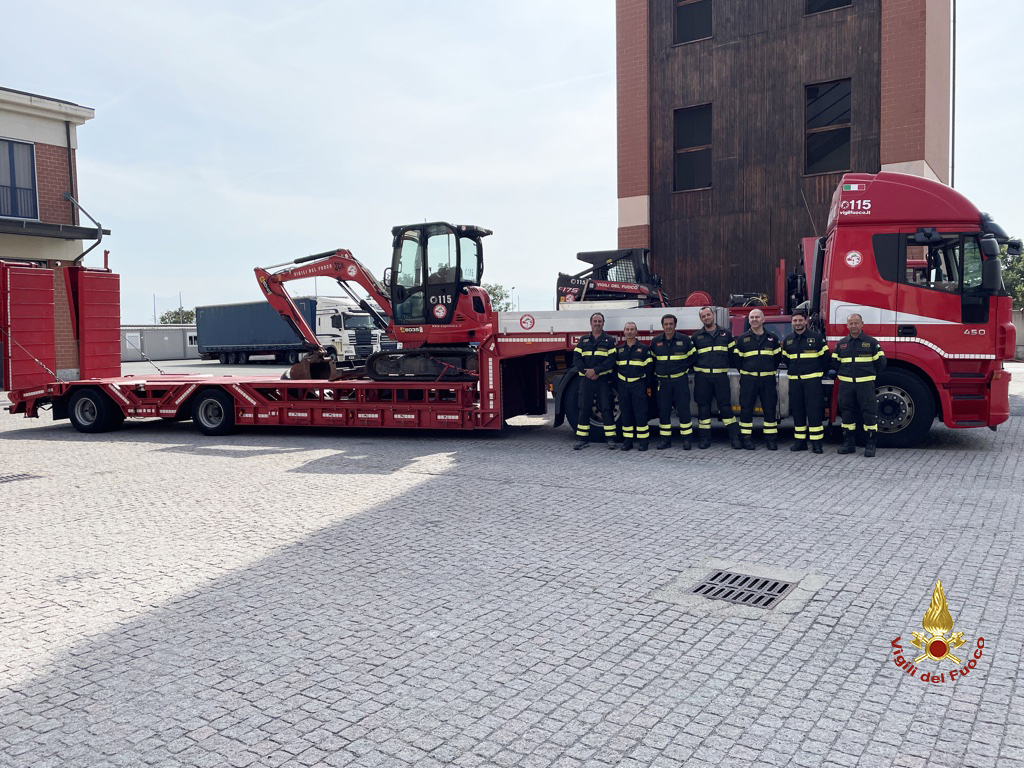 Vigili del Fuoco di Alessandria nelle Marche per aiutare la popolazione colpita dall’alluvione