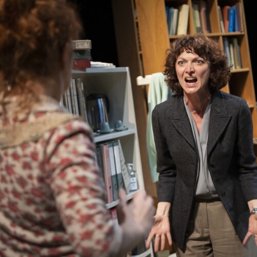 Venerdì 4 novembre la commedia “Edificio 3” al Teatro Alfieri di Asti