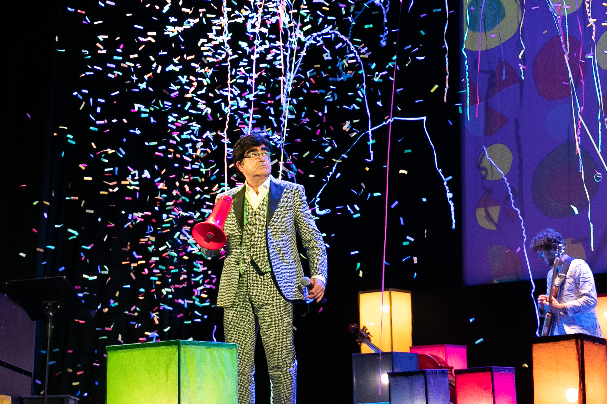 Il 26 ottobre Elio canta e recita Enzo Jannacci al Teatro Alfieri di Asti