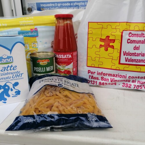 Oltre 2600 chili di cibo per chi è in difficoltà: Valenza non dimentica i poveri