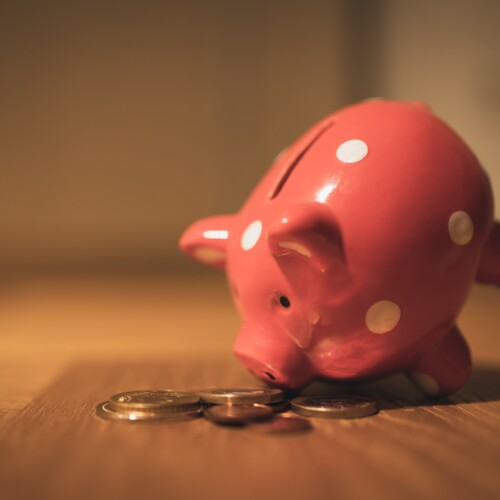 Giornata mondiale del risparmio: 5 app utili per fare economia e restare informati