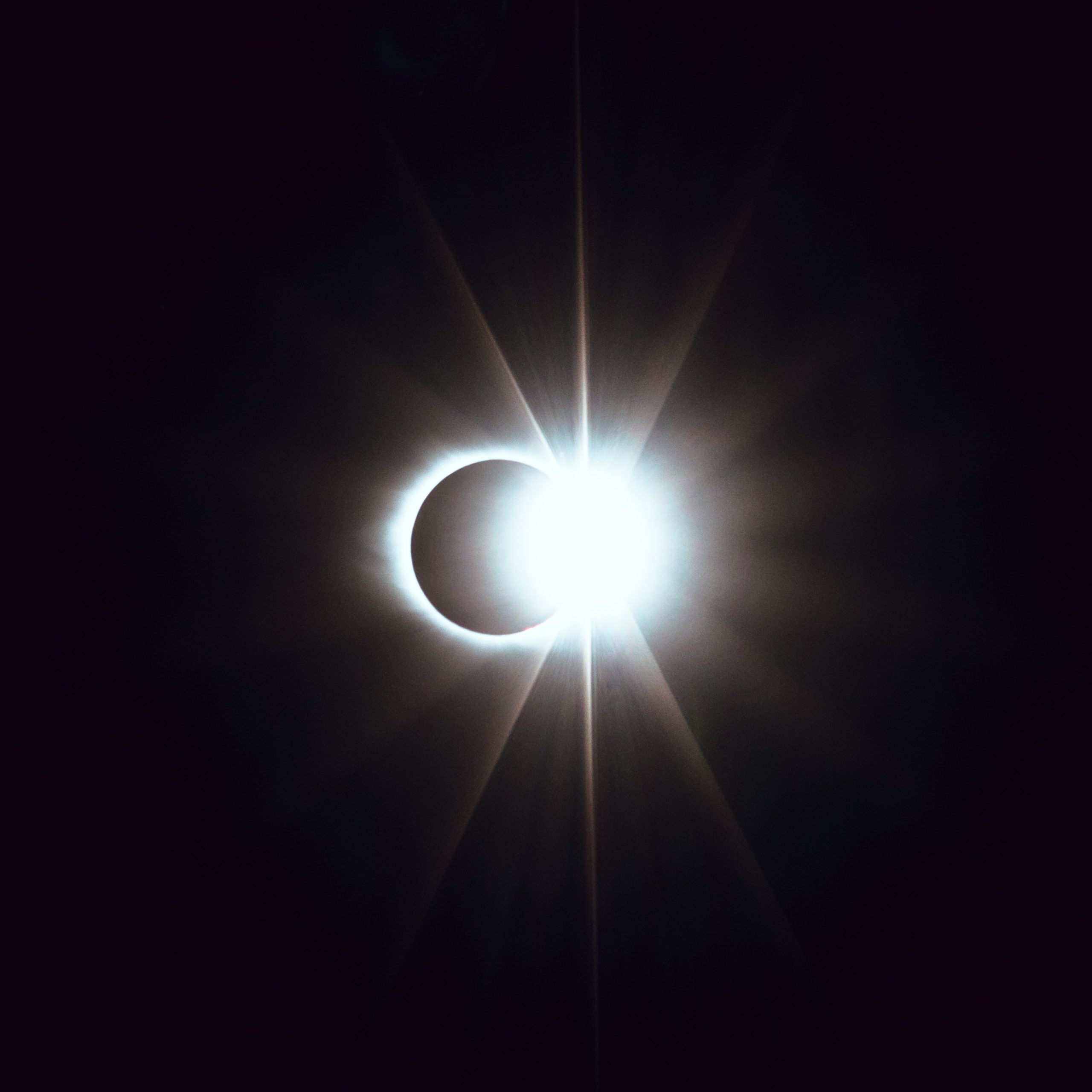 Alle 11 l’eclissi solare: sole coperto per quasi un terzo