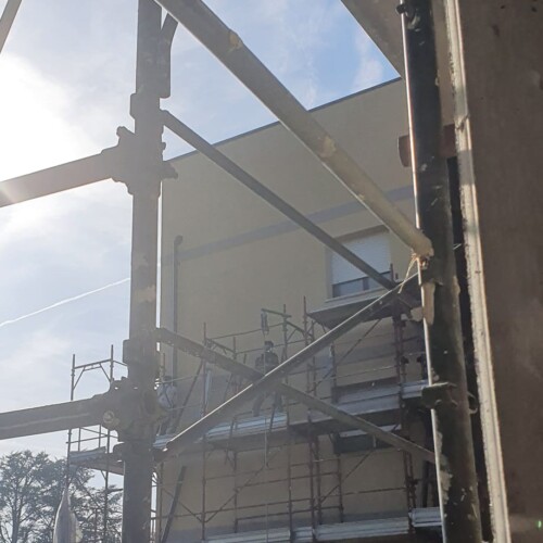 Cantiere di via Parri al quartiere Cristo: scattata l’agognata rimozione dei ponteggi