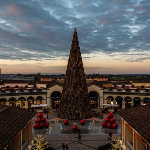 All’outlet di Serravalle è già Natale: dal 12 novembre Babbo Natale vi porta nella sua cucina