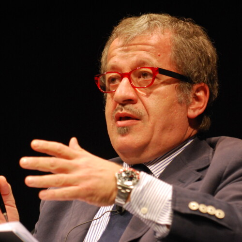 Morte Roberto Maroni, il ricordo del consigliere valenzano Capuzzo: “Ciao, barbaro sognante”