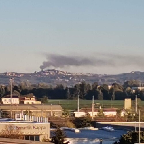 Incendio di un tetto a San Salvatore Monferrato: sul posto i Vigili del Fuoco