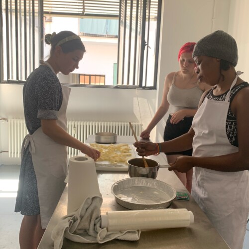 Successo per il progetto “Mani in pasta”. Presto altri corsi di panificazione per donne disoccupate