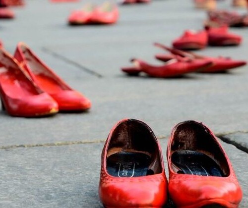 Più di 100 donne uccise dall’inizio dell’anno. Il dramma dei femminicidi e i limiti del “Codice Rosso”