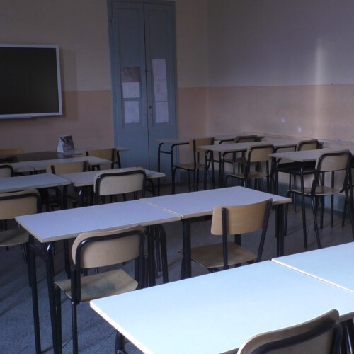 Lavori sulla linea elettrica a Valenza: martedì 31 ottobre chiusi asilo e scuole in via Noce
