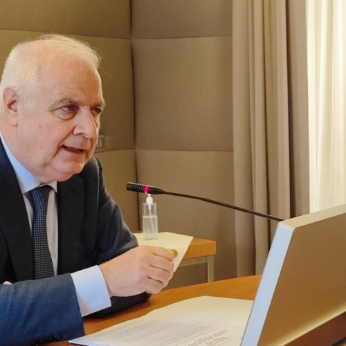 Fondazione Banca del Monte di Lombardia: nel 2023 due bandi per riqualificare scuole e spazi inutilizzati