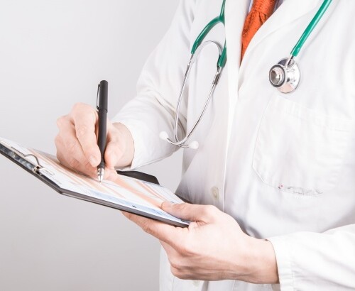 Sanità, Corte dei Conti Piemonte: “Troppo elevato il ricorso a medici gettonisti”