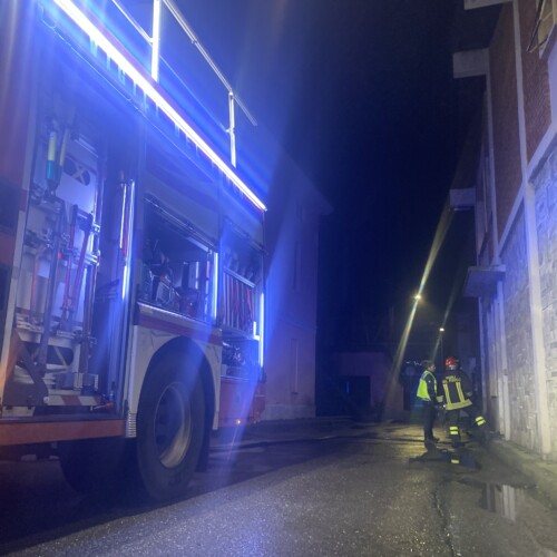 Incendio in una abitazione ad Alessandria. Donna lievemente intossicata dal fumo