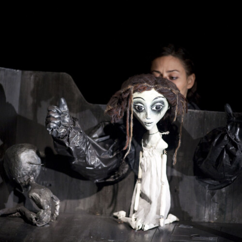 Il 27 gennaio “È bello vivere liberi!” con Marta Cuscunà al Teatro Balbo di Canelli