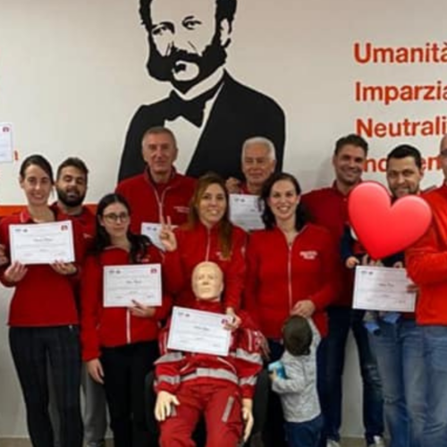 L’asta solidale di CRI Bergamo con i dipinti realizzati dalle persone con disabilità