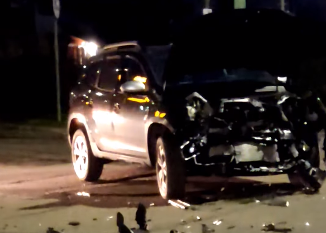 Altro incidente al semaforo di Cabanette e i residenti protestano per l’incrocio insicuro