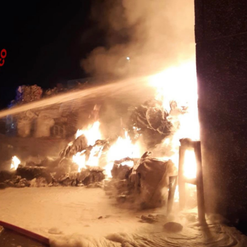 Milano: fiamme nel c.p.a. di via Fantoli, una persona intossicata