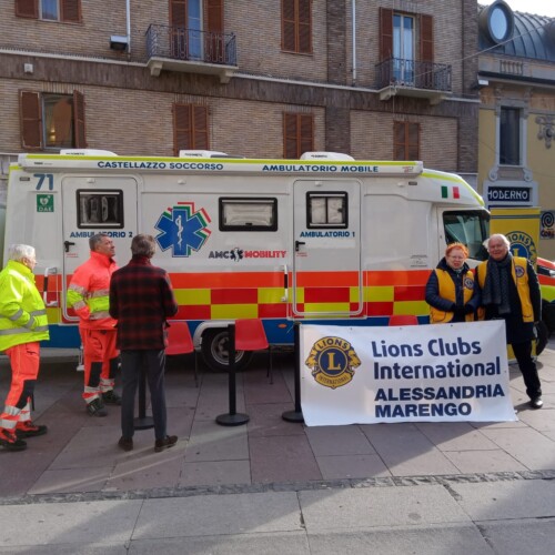 In piazzetta della Lega contro il diabete: oltre 200 persone aiutate dai Lions e Castellazzo Soccorso