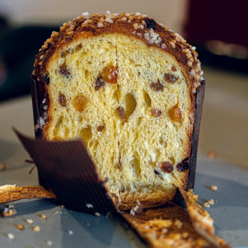 Oggi è san Biagio: il giorno della benedizione della gola e del panettone
